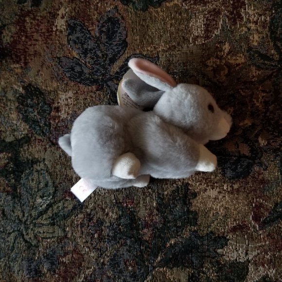 Nibbler, small rabbit soft, plush, realistic classic toy, Ty Beanie Babies - Picture 4 of 9